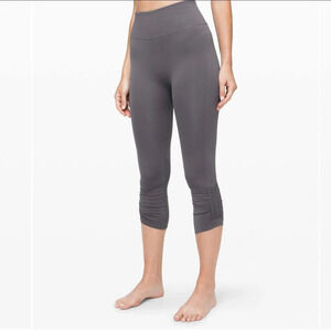Lululemon Ebb to Street Cropped 21” leggings Dark Grey Yoga  Size 8